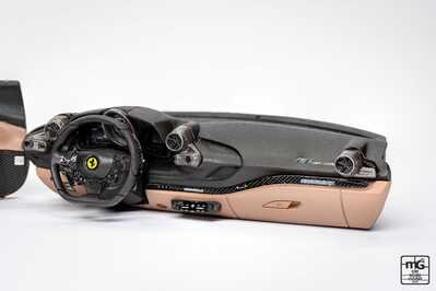 图33 第5页 AM02 0038 Ferrari F8 Spider build by mG Car Scale Model Works