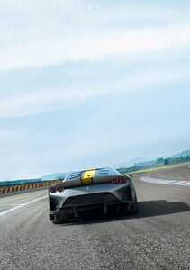 图8 第2页 AM02 0046 Ferrari 812 Competizione built by breakwong