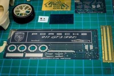 图13 第3页 AM02 0047 Porsche 911(992) GT3 build by mG Car Scale Model Works