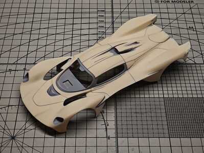 图22 第15页 AM02 0102 Aston Martin Valkyrie  Break Wong